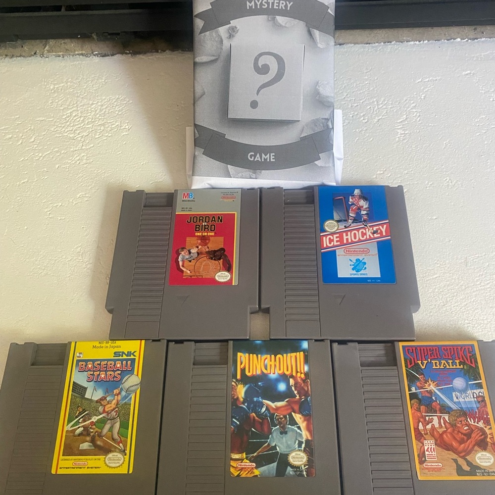 Nintendo NES Game Cartridge Collection - Sports Edition - 5 + 1 mystery game